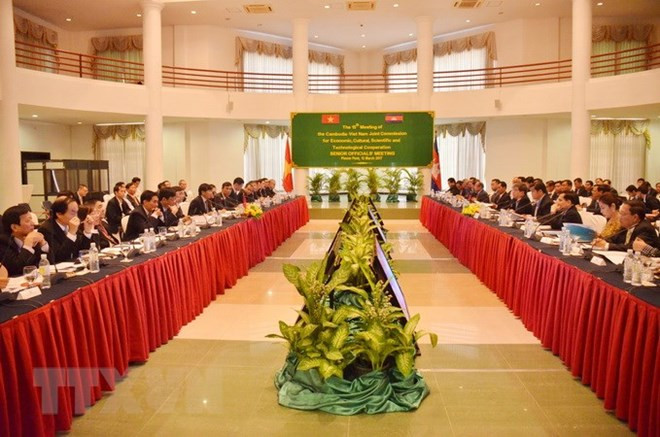 Quang cảnh cuộc họp trù bị (SOM) chuẩn bị cho Kỳ họp lần thứ 15 Ủy ban Hỗn hợp Việt Nam-Campuchia.