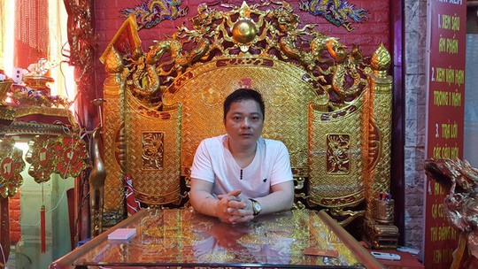 Ông Lương Gia Long vẫn khẳng định mình đã tìm ra kho báu 1 tấn vàng. Ông Lương Gia Long vẫn khẳng định mình đã tìm ra kho báu 1 tấn vàng.