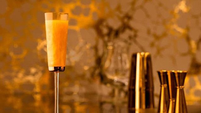 Vàng cũng được dùng làm nguyên liệu chế biến nhiều loại cocktail và mocktail.