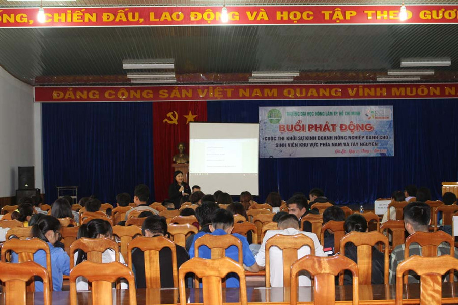 Quang cảnh lễ phát động. Ảnh: P.L Quang cảnh lễ phát động. Ảnh: P.L