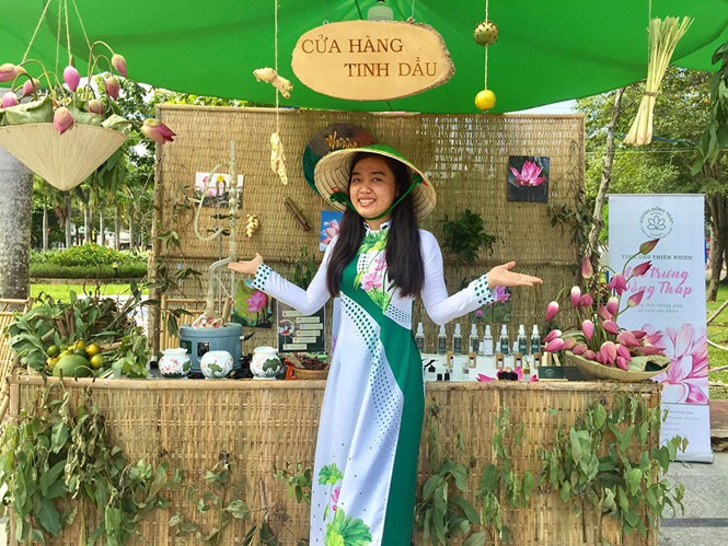 Minh Thùy đam mê nghiên cứu chế tinh dầu từ các phụ phẩm