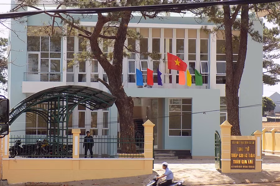 Trụ sở tiếp công dân của tỉnh tại phường Ia Kring, TP. Pleiku. Ảnh: T.N Trụ sở tiếp công dân của tỉnh tại phường Ia Kring, TP. Pleiku. Ảnh: T.N