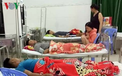 Lạ lùng 7 thanh niên bị ngộ độc thực phẩm do ăn cá chình. Lạ lùng 7 thanh niên bị ngộ độc thực phẩm do ăn cá chình.