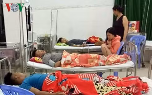 Lạ lùng 7 thanh niên bị ngộ độc thực phẩm do ăn cá chình.