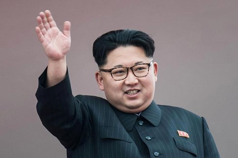 Nhà lãnh đạo Triều Tiên Kim Jong-un đang tìm cách cân bằng quan hệ với Mỹ và Trung Quốc. Ảnh: The Sun. Nhà lãnh đạo Triều Tiên Kim Jong-un đang tìm cách cân bằng quan hệ với Mỹ và Trung Quốc. Ảnh: The Sun.