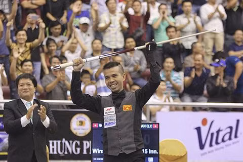 Trần Quyết Chiến hai lần ngược dòng ấn tượng để lần đầu lên ngôi vô địch thế giới.