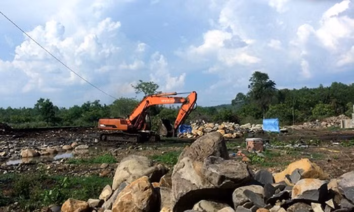 Hiện trường vụ khai thác khoáng sản trái phép