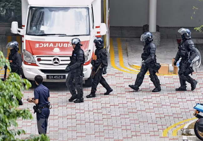 Cảnh sát tuần tra tại Singapore.