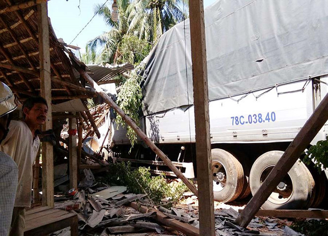 Hiện trường vụ tai nạn. Hiện trường vụ tai nạn.