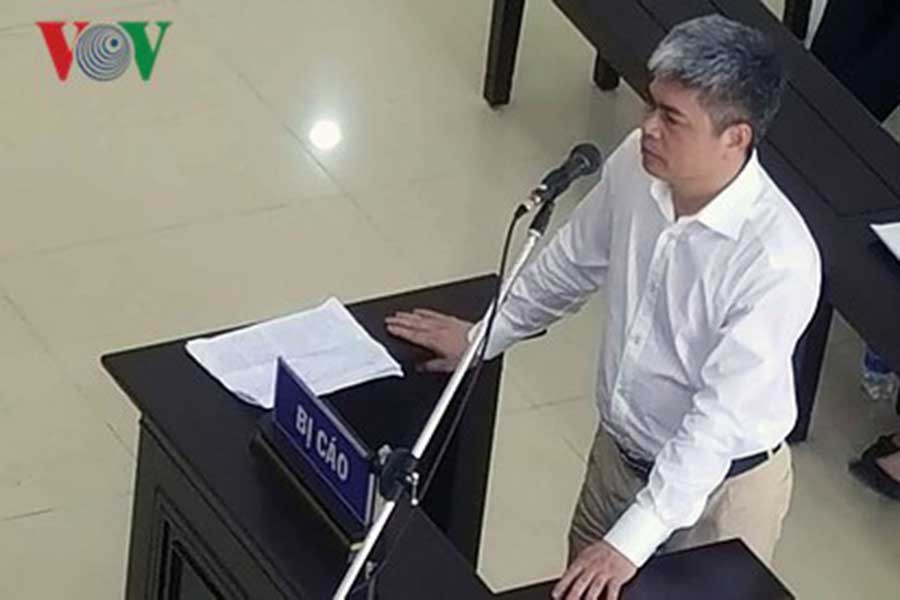 Bị cáo Nguyễn Xuân Sơn tại tòa phúc thẩm. Bị cáo Nguyễn Xuân Sơn tại tòa phúc thẩm.