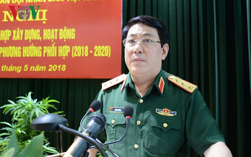 Thượng tướng Lương Cường, Bí thư Trung ương Đảng, Ủy viên Thường vụ Quân ủy Trung ương, Chủ nhiệm Tổng cục Chính trị Quân đội nhân dân Việt Nam chủ trì Hội nghị. Thượng tướng Lương Cường, Bí thư Trung ương Đảng, Ủy viên Thường vụ Quân ủy Trung ương, Chủ nhiệm Tổng cục Chính trị Quân đội nhân dân Việt Nam chủ trì Hội nghị.