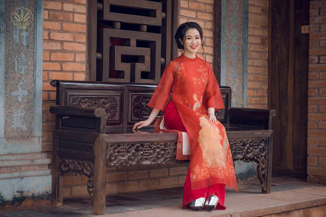 Lê Ngọc Thùy Dương (SN 24/12/1996), sinh ra và lớn lên tại Hà Nội, đang là sinh viên năm cuối đồng thời là trợ giảng của khoa Truyền thông Quốc tế và Văn hóa Đối ngoại. Lê Ngọc Thùy Dương (SN 24/12/1996), sinh ra và lớn lên tại Hà Nội, đang là sinh viên năm cuối đồng thời là trợ giảng của khoa Truyền thông Quốc tế và Văn hóa Đối ngoại.