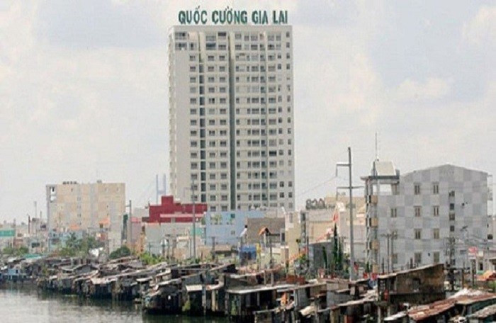QCG chốt quyền nhận cổ tức tiền mặt 6,4%, dự kiến thanh toán ngày 27-6. QCG chốt quyền nhận cổ tức tiền mặt 6,4%, dự kiến thanh toán ngày 27-6.