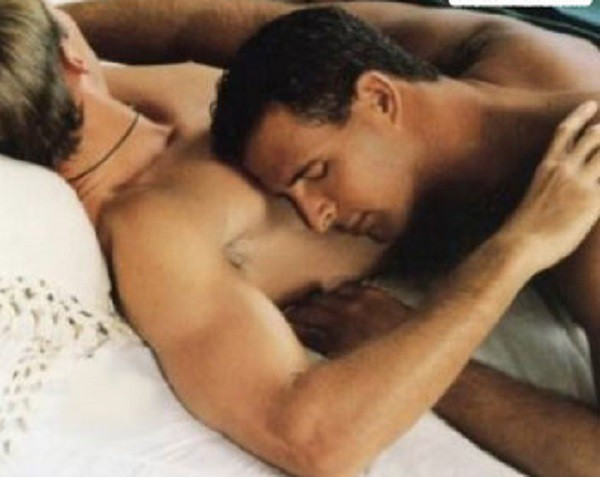  Quan hệ tình dục đồng giới có nguy cơ nhiễm HIV rất cao (ảnh minh họa)