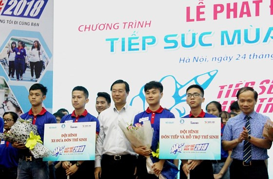 Ra mắt các đội hình Tiếp sức mùa thi 2018