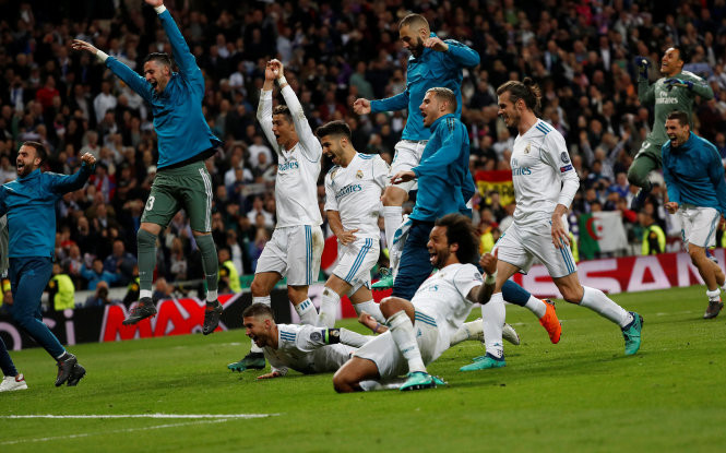 Niềm vui của các cầu thủ R.M sau khi đoạt vé vào chung kết. Ảnh: REUTERS Niềm vui của các cầu thủ R.M sau khi đoạt vé vào chung kết. Ảnh: REUTERS