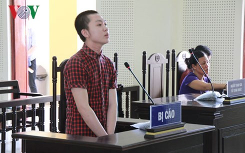 Phạm Văn Quý tại phiên xử ngày 11-5. 