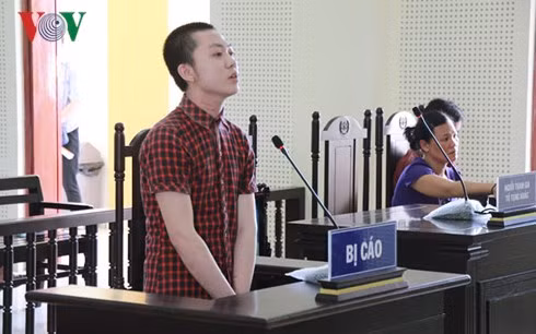 Phạm Văn Quý tại phiên xử ngày 11-5. 