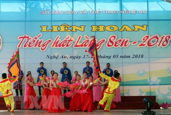 Một tiết mục tham gia Tiếng hát làng Sen 2018. Một tiết mục tham gia Tiếng hát làng Sen 2018.