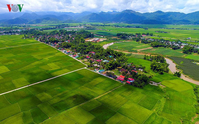 Vết thương hằn trong chiến tranh giờ đã được xóa đi bằng diện mạo mới của bản làng…