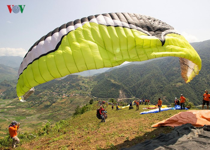 Bay trên mùa nước đổ 2018 sẽ diễn ra tại đèo Khau Phạ, xã Cao Phạ, huyện Mù Căng Chải, tỉnh Yên Bái cách Hà Nội 250km (khoảng 5h đi xe ô tô). Độ cao cất cánh 1270m ASL (480m AGL), khoảng cách đến bãi hạ cánh 2,3km đường chim bay, 11km đường ôtô (QL 32).