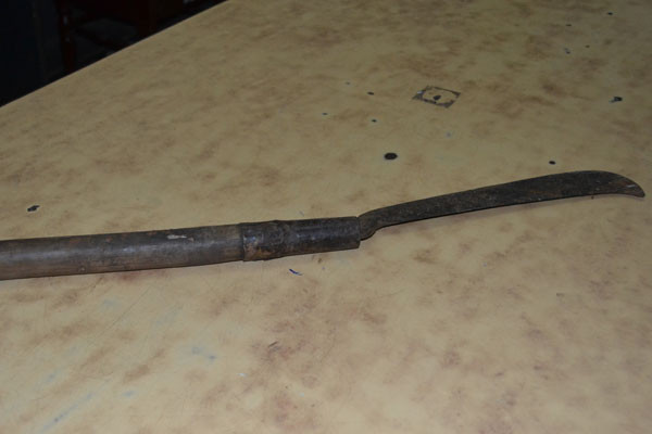 Hung khí các đối tượng dùng gây án. Ảnh: Tiến Dũng Hung khí các đối tượng dùng gây án. Ảnh: Tiến Dũng