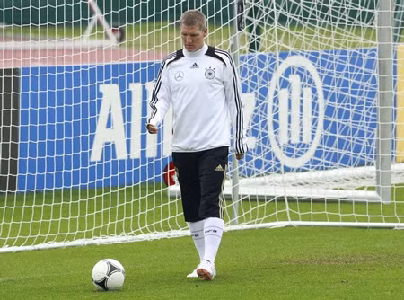 Schweinsteiger được coi là quân bài quan trọng của ĐT Đức tại Euro 2012