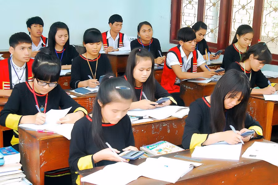 Trên 90% người dân vùng DTTS đọc thông, viết thạo tiếng phổ thông vào năm 2025 . Ảnh: Đức Thụy