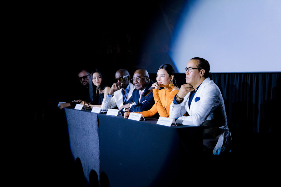 Thành viên trong ban tổ chức. Ảnh: Thiên An