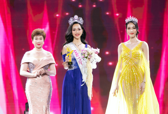  Á hậu 1 Trịnh Thùy Linh