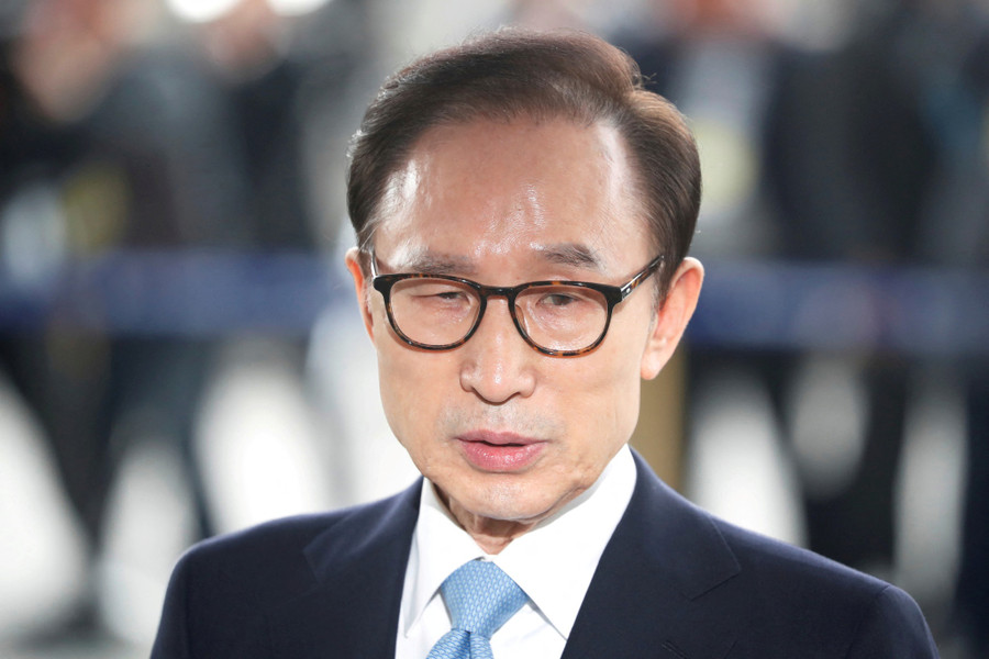 Cựu Tổng thống Hàn Quốc Lee Myung-bak sẽ được trả tự do vào ngày 28.12. Ảnh: Reuters