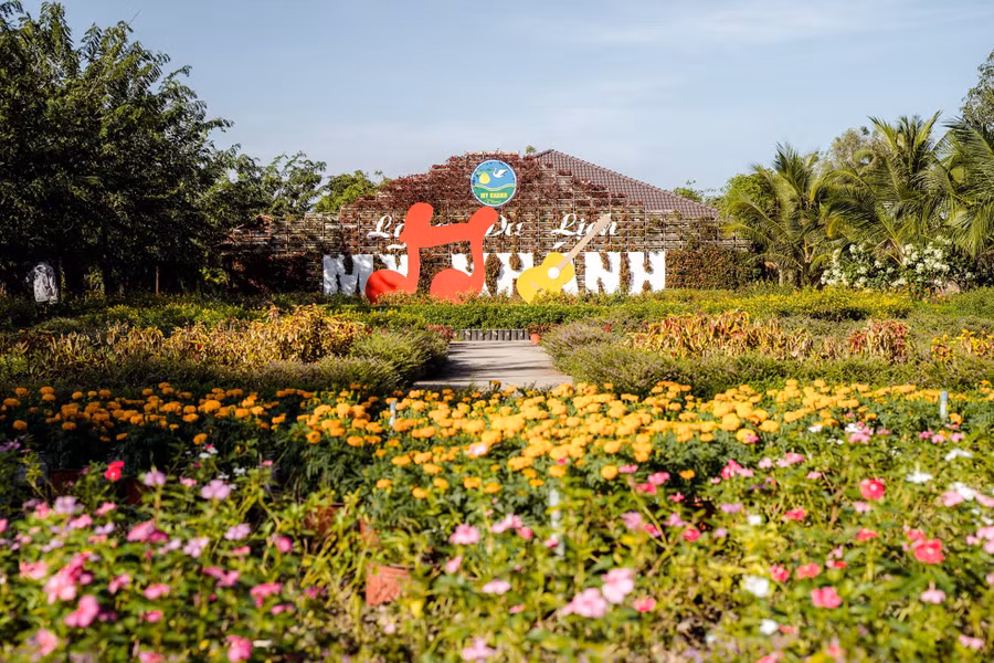  Làng du lịch Mỹ Khánh hội tụ những tinh hoa văn hóa đặc sắc của vùng sông nước miệt vườn miền Tây. Ảnh: Làng du lịch Mỹ Khánh - Cần Thơ