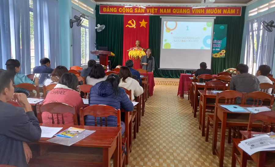 Quang cảnh lớp tập huấn. Ảnh: Nguyễn Kim