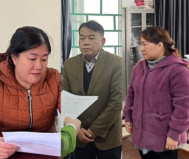 Các bị can Nông Thị Lới, Phan Văn Mạch và Hoàng Thị Phượng (theo thứ tự từ trái qua phải). Các bị can Nông Thị Lới, Phan Văn Mạch và Hoàng Thị Phượng (theo thứ tự từ trái qua phải).