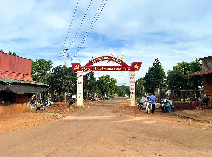 Quốc lộ 14C đoạn qua địa bàn xã Ia O, huyện Ia Grai. Ảnh: Minh Nguyễn Quốc lộ 14C đoạn qua địa bàn xã Ia O, huyện Ia Grai. Ảnh: Minh Nguyễn