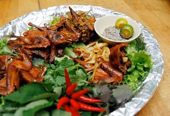 Mắm nhum có vị đậm đà, mùi thơm ngào ngạt. Ảnh: Bếp Nhà Xứ Quảng 