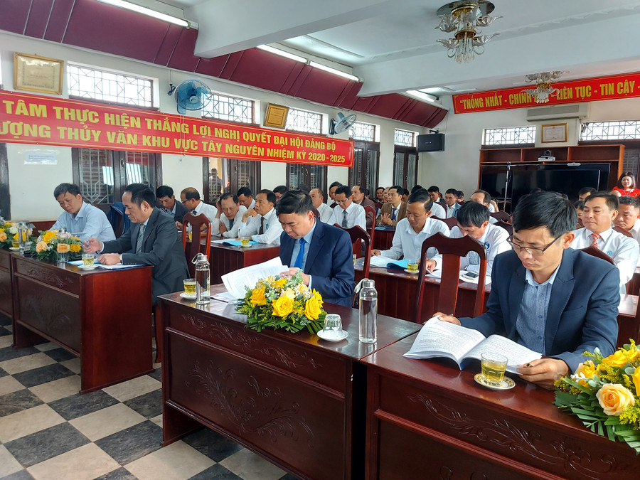 Quang cảnh hội nghị tổng kết năm 2022 của Đài KTTV khu vực Tây Nguyên. Ảnh: T.D Hội nghị tổng kết năm 2022 của Đài KTTV khu vực Tây Nguyên. Ảnh T.D