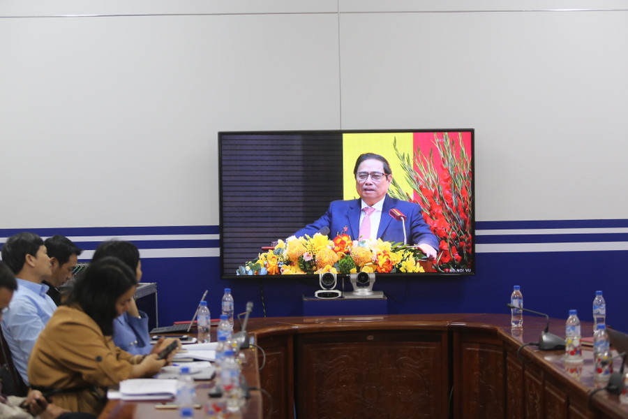 Thủ tướng Chính phủ Phạm Minh Chính phát biểu tại điểm cầu Hà Nội. Ảnh: Văn Ngọc