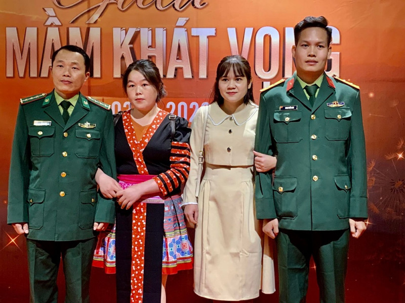 Hai cặp vợ chồng quân nhân hiếm muộn nhiều năm hạnh phúc khi được nhận làm IVF miễn phí, tiến gần tới ước mơ được làm cha, làm mẹ.