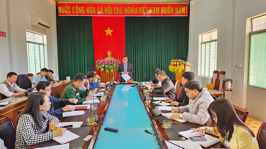  Quang cảnh buổi họp. Ảnh: Bá Bính