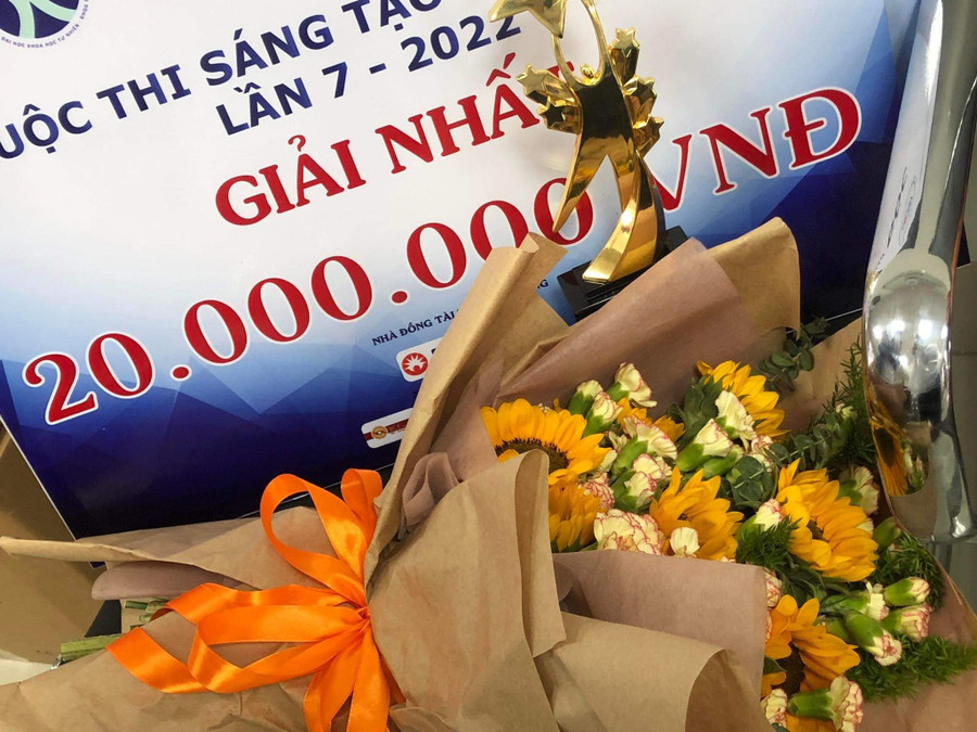 Ý tưởng về sữa nhân tạo của Khánh Nga, Phương Linh và Bảo Vi đạt giải nhất trong cuộc thi 