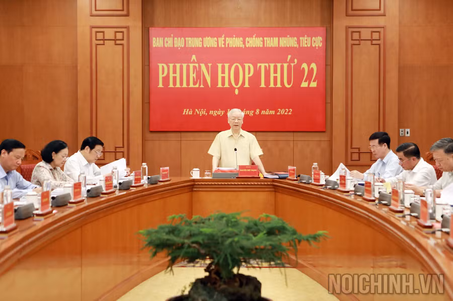 Đồng chí Nguyễn Phú Trọng, Tổng Bí thư, Trưởng Ban Chỉ đạo Trung ương về phòng, chống tham nhũng, tiêu cực phát biểu tại Phiên họp. Ảnh: Noichinh.vn