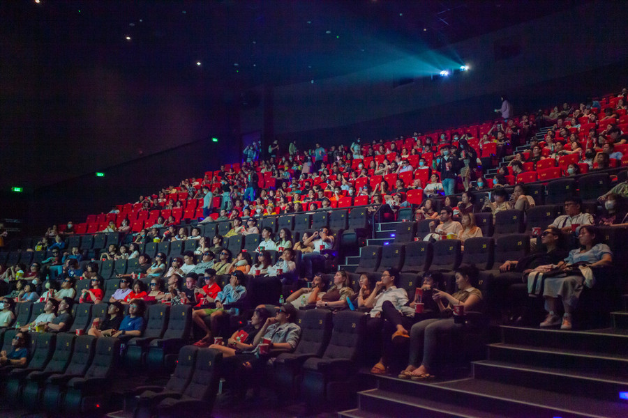 Khán giả Việt háo hức ra rạp xem Avatar 2 cuối tuần qua. Ảnh: Galaxy