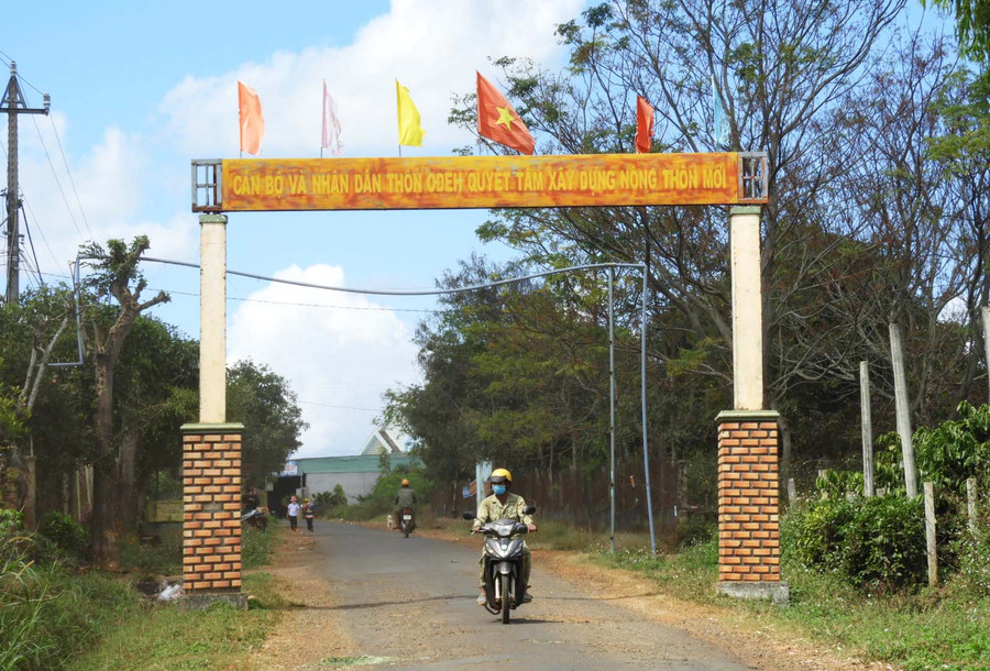 Làng O Đeh (xã Ia Pết) vừa được công nhận làng nông thôn mới trong đồng bào dân tộc thiểu số. Ảnh: Thanh Nhật