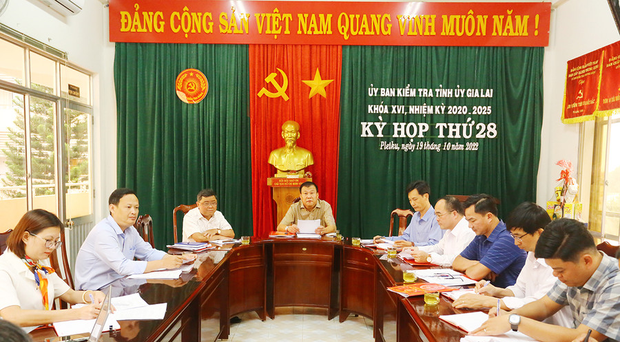 Quang cảnh kỳ họp lần thứ 28 của Ủy ban Kiểm tra Tỉnh ủy Gia Lai. Ảnh: Đăng Vũ