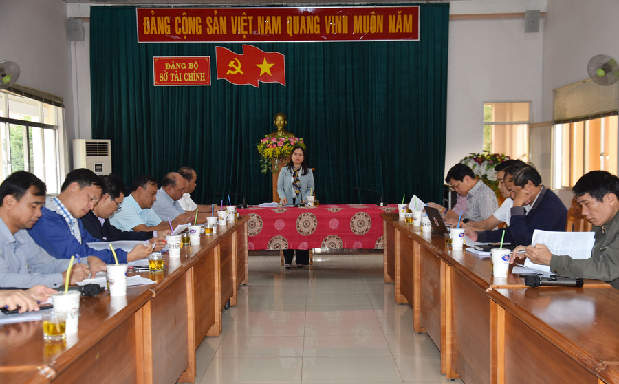 Quang cảnh buổi giám sát. Ảnh: Hà Phương