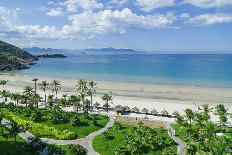 Bãi biển Nha Trang vvv