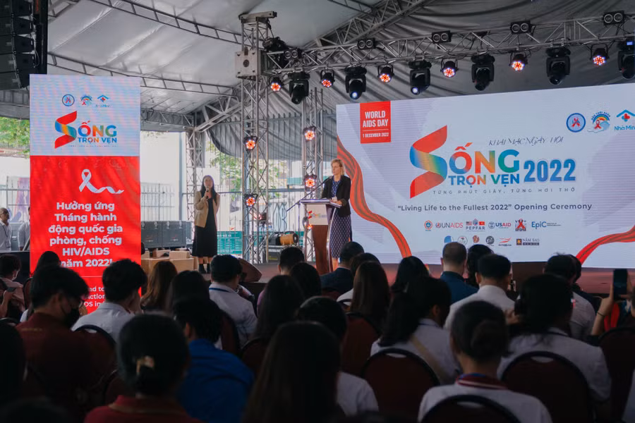 Hàng loạt hoạt động ý nghĩa hướng về cộng đồng HIV/AIDS tại ngày hội Sống trọn vẹn 2022. Ảnh: FBNV