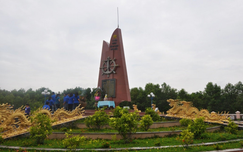 Khu Di tích lịch sử Bến Lộc An của Đoàn tàu không số