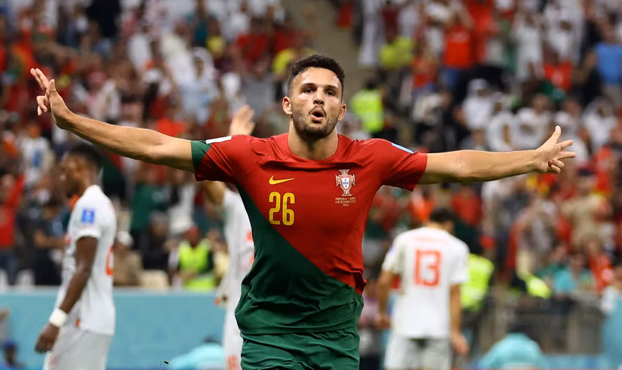 Goncalo Ramos tỏa sáng rực rỡ trong ngày được đá chính thay Ronaldo. Ảnh: REUTERS